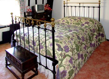 Quilted bedspread